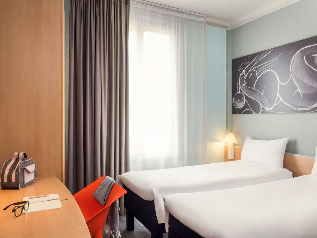 Ibis Daumesnil Porte Doree París